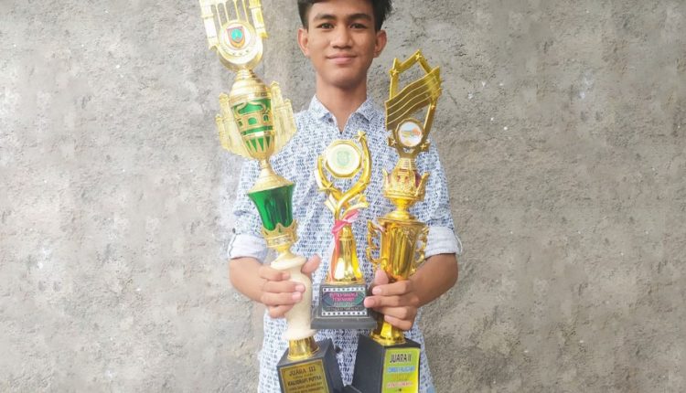 Rangga Asal Surakarta: Cerita dan Prestasi Penerima Beasiswa Pelajar BSI Maslahat