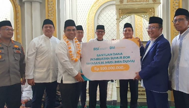 BSI dan BSI Maslahat Beri Bantuan Pembuatan Sumur Bor Yayasan Al Muslimin Dumai