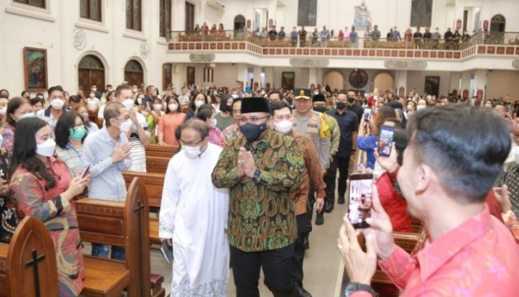 Perkokoh Keragaman dan Kebhinekaan Indonesia, Menag Sapa Umat Kristiani di NTB